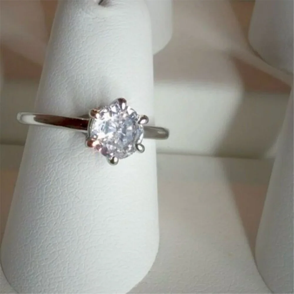 Fashion Jewelry  1 CT CZ Silver Plated Solitaire Engagement Ring Size 6